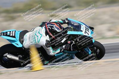 media/Jan-15-2026-Racers Edge (Thu) [[dfebeb70ab]]/2-A Group/Session 3 (Turn 15 Inside Pans)/